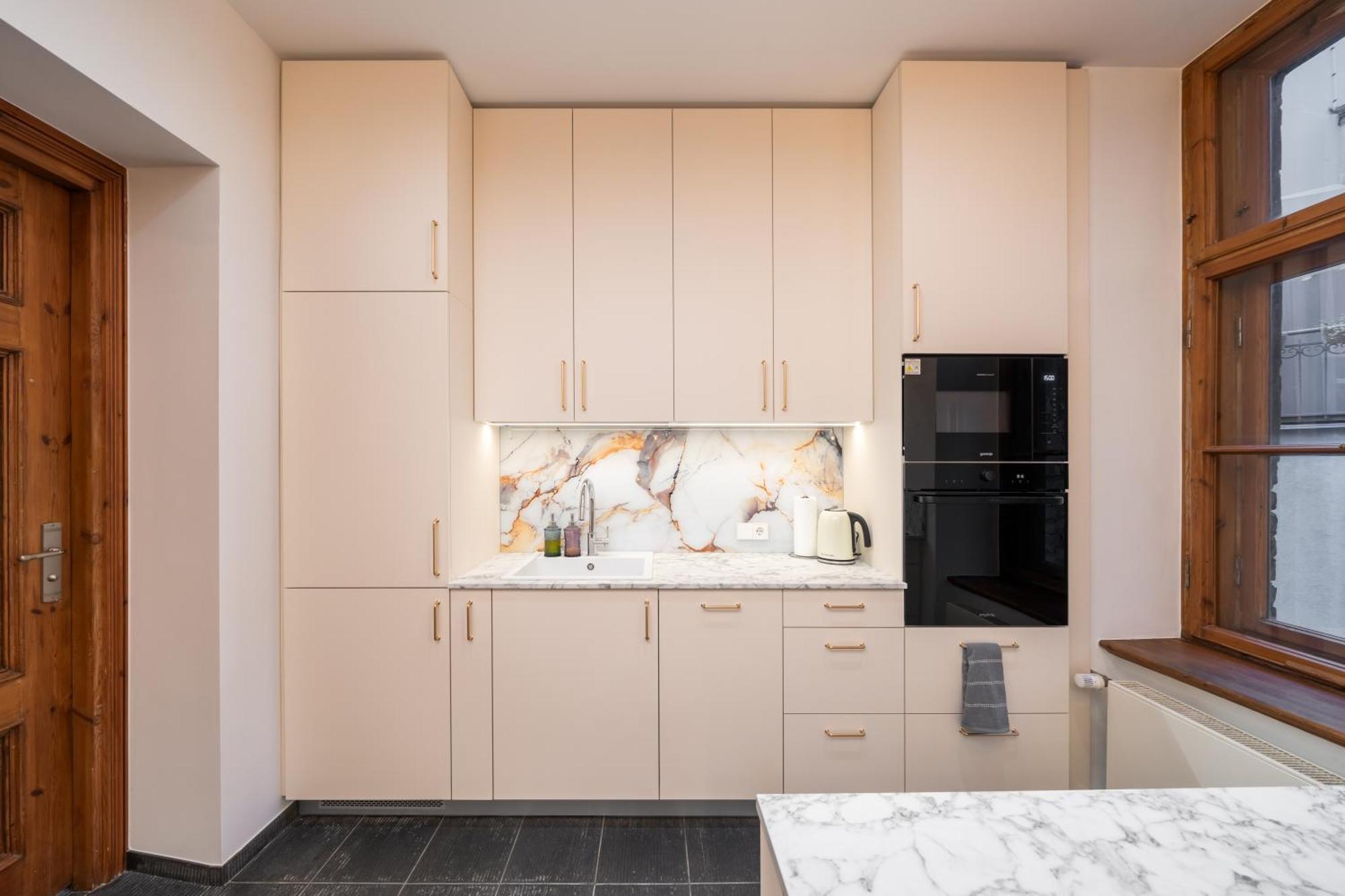 Apartment Soleil - Shine Of The Old Town, Parking & Sauna