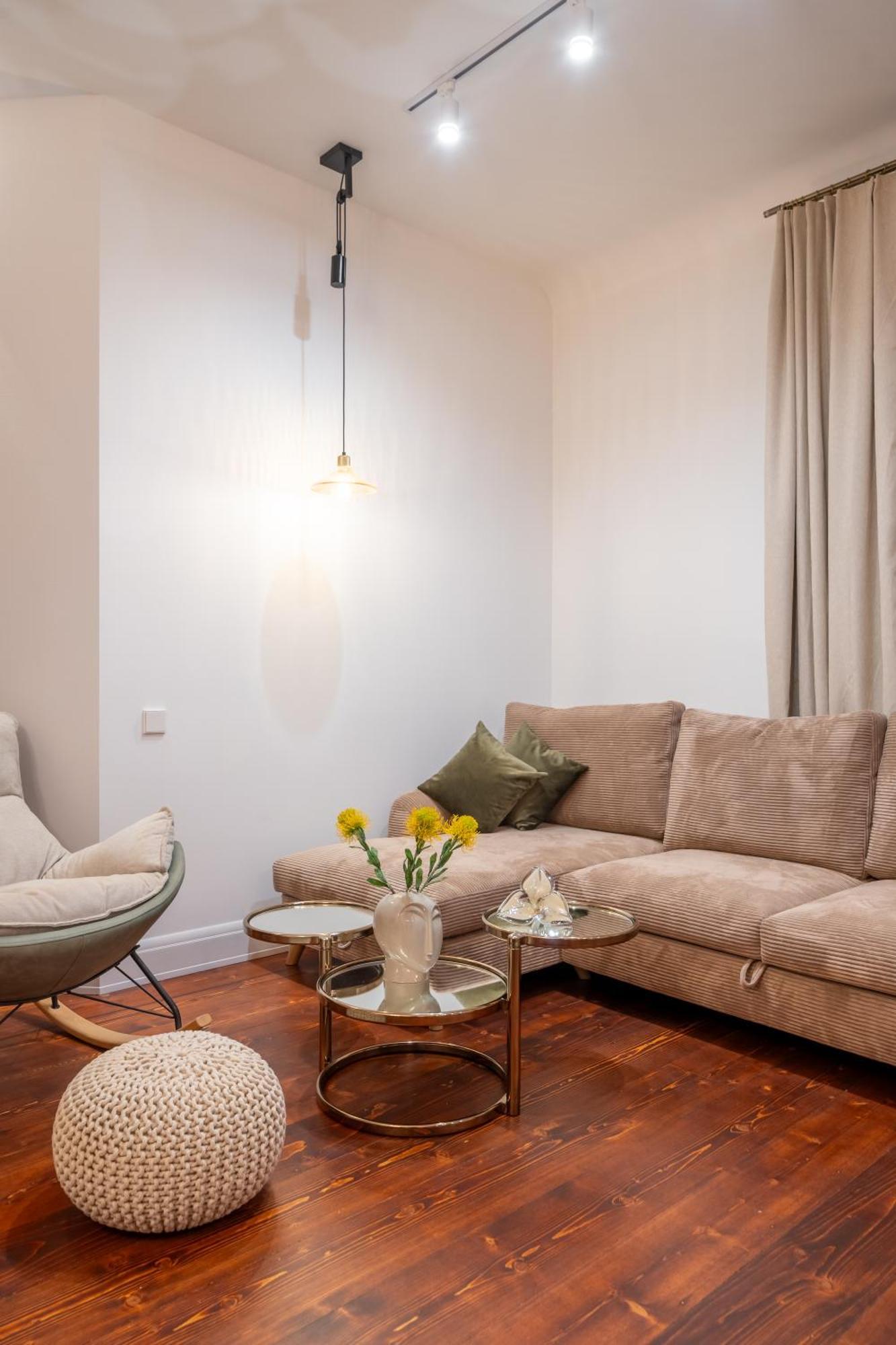 Soleil - Shine Of The Old Town, Parking & Sauna Apartment Riga