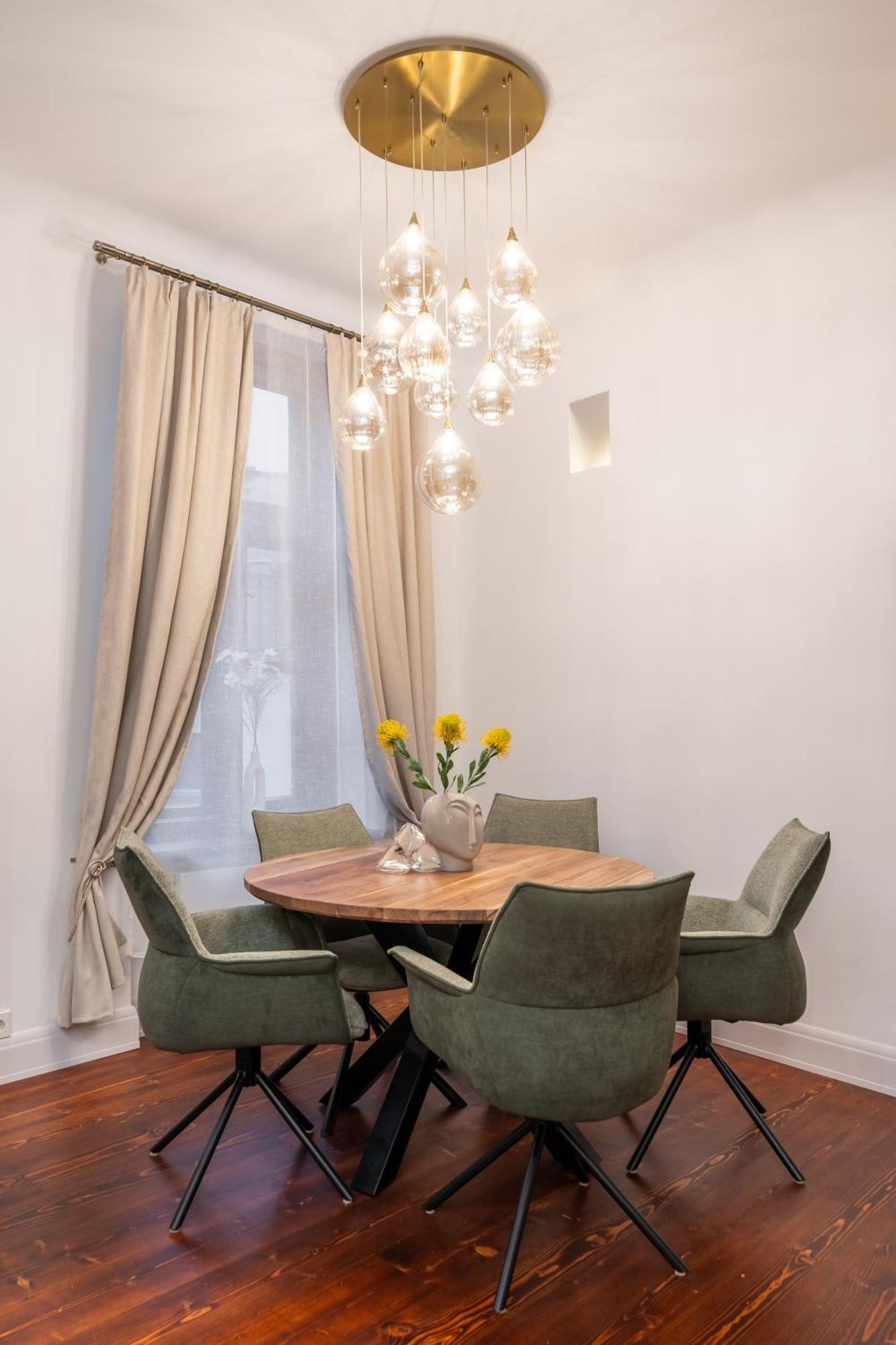 Soleil - Shine Of The Old Town, Parking & Sauna * Riga