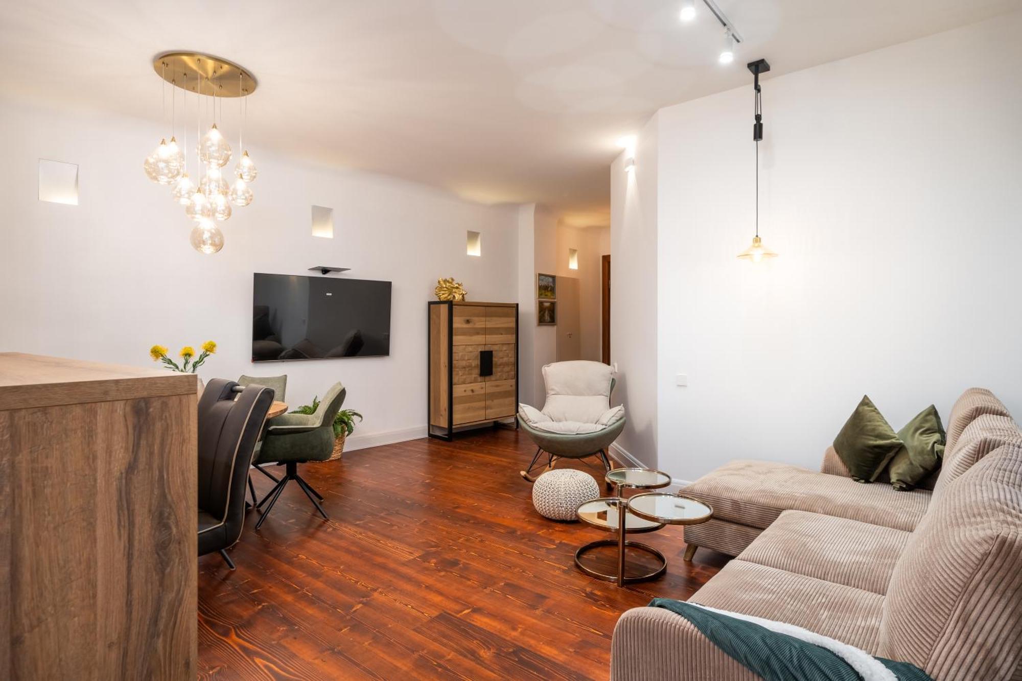 Apartment Soleil - Shine Of The Old Town, Parking & Sauna